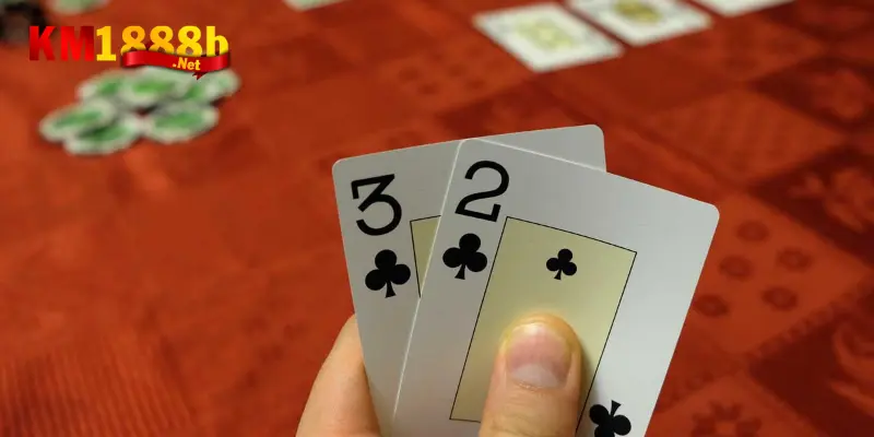 Bluff trong poker là gì? Chiến thuật Bluff poker cơ bản nhất 4 Bluff trong poker mang lại rất nhiều lợi ích cho người tham gia