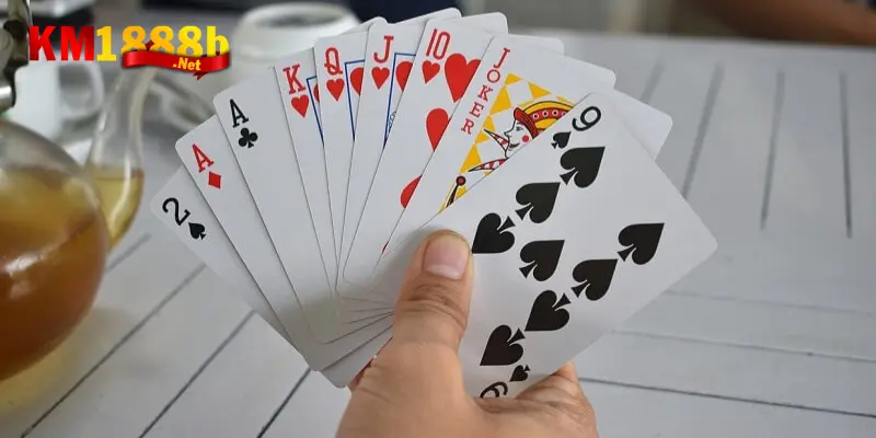 Cách nhớ bài tiến lên – mẹo nhớ bài tiến lên hay và bổ ích 2 Bài tiến lên là gì?