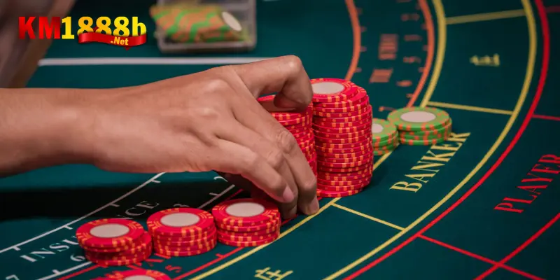 Hướng dẫn cách chơi Baccarat bất bại từ các cao thủ 2 Baccarat là trò chơi gì?